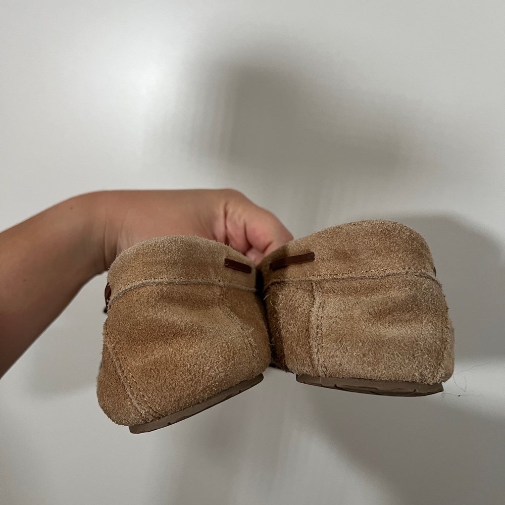 Minnetonka Leather Moccasin Slippers in Tan Size Women’s 9 - Picture 6 of 8
